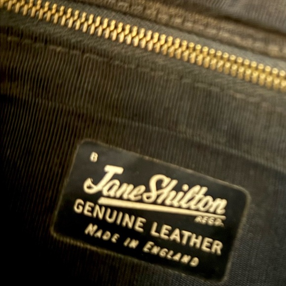 Vintage Purple leather clutch. - Picture 2 of 7